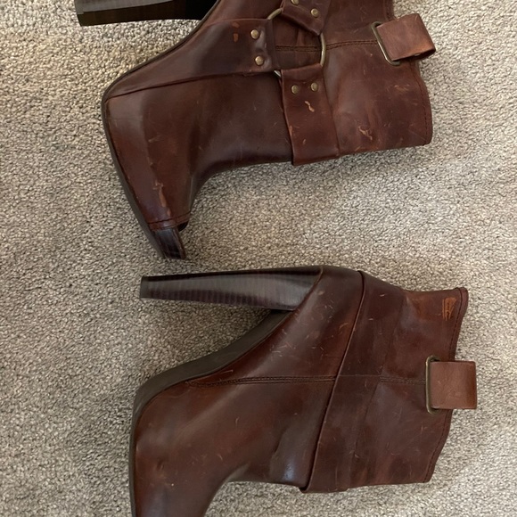 Open toe booties - Picture 4 of 4